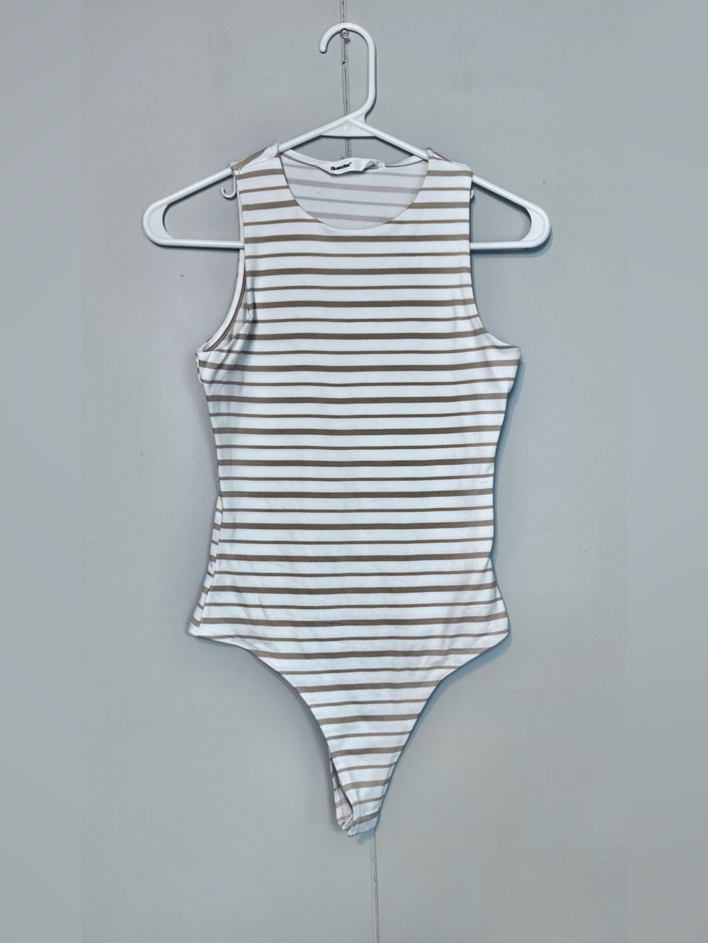 Bluenotes NWT White & Beige Striped Sleeveless Bodysuit Size Small